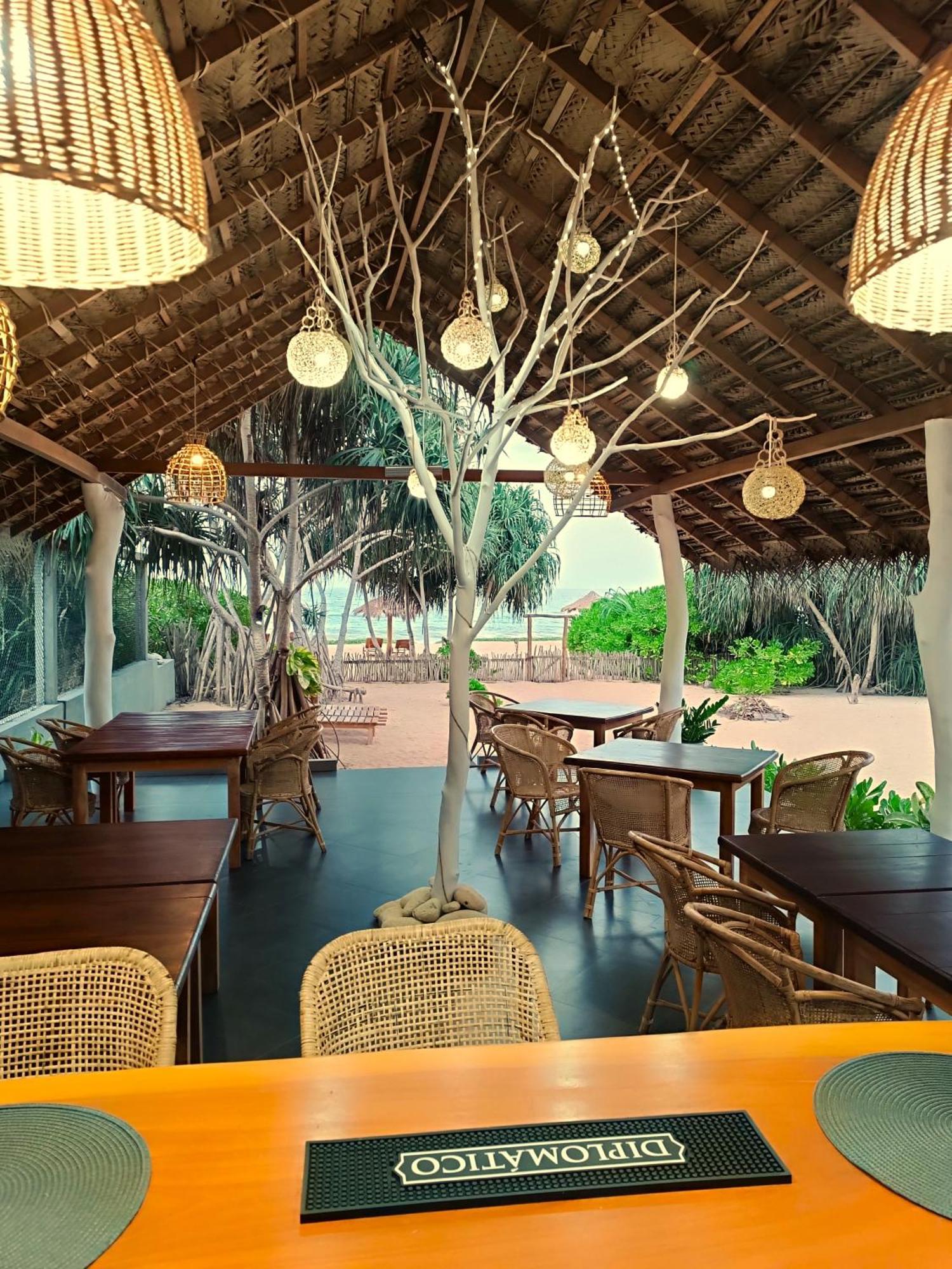 Sleeping Elephant Beach Resort Tangalle Eksteriør billede