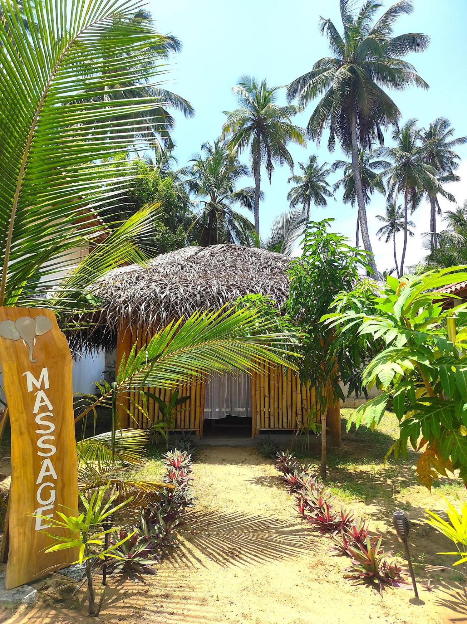 Sleeping Elephant Beach Resort Tangalle Eksteriør billede