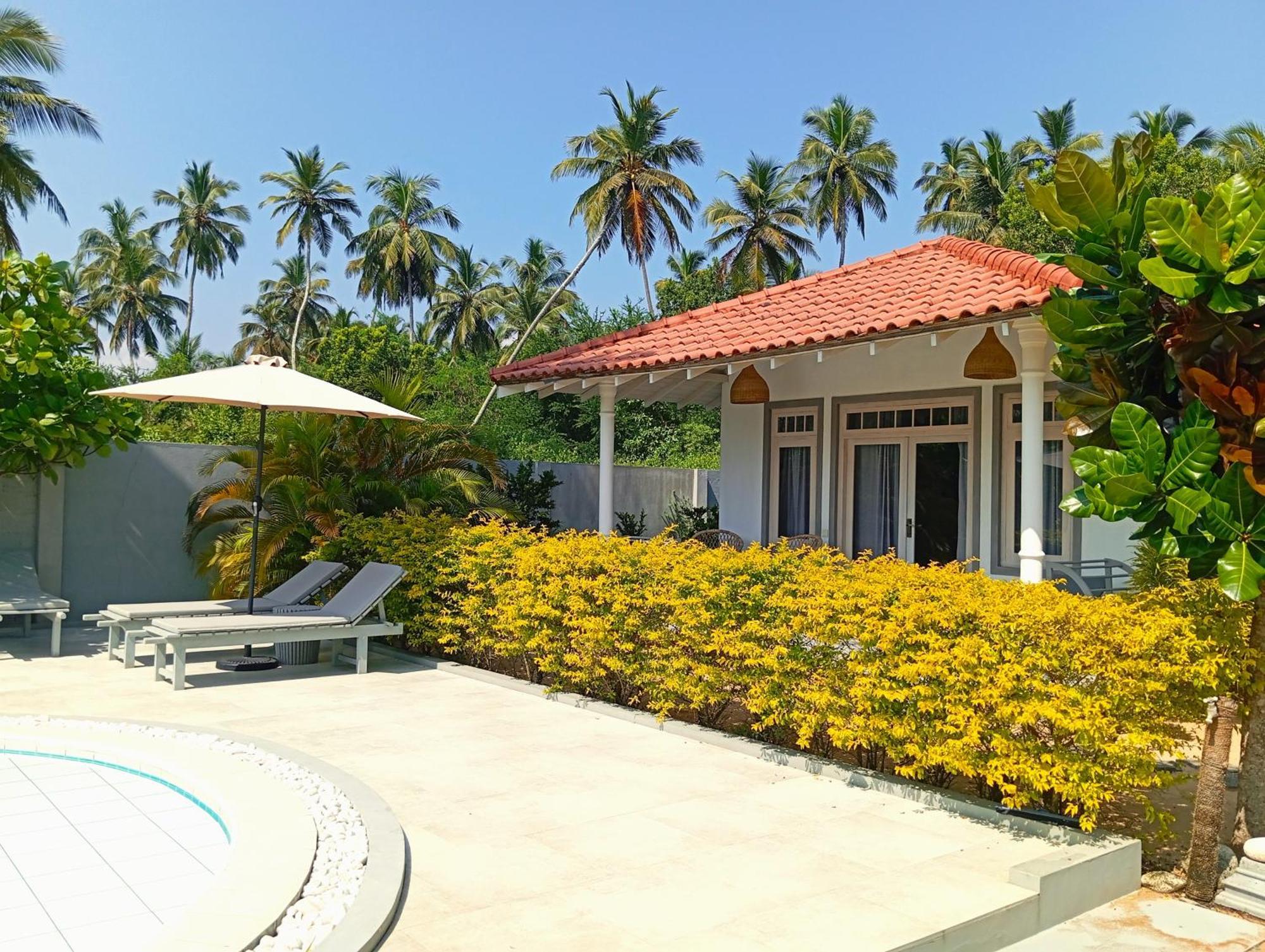 Sleeping Elephant Beach Resort Tangalle Eksteriør billede